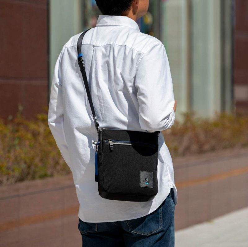 ランバンオンブルーショルダーバッグB5LANVINenBleuリール大容量大きめメンズレディースブランド大人おしゃれ人気スマートショルダーバック斜めかけバッグ斜め掛けバッグ530111