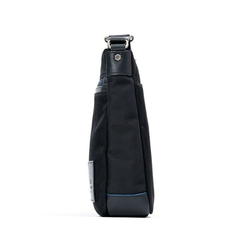 ランバンオンブルーショルダーバッグB5LANVINenBleuリール大容量大きめメンズレディースブランド大人おしゃれ人気スマートショルダーバック斜めかけバッグ斜め掛けバッグ530111