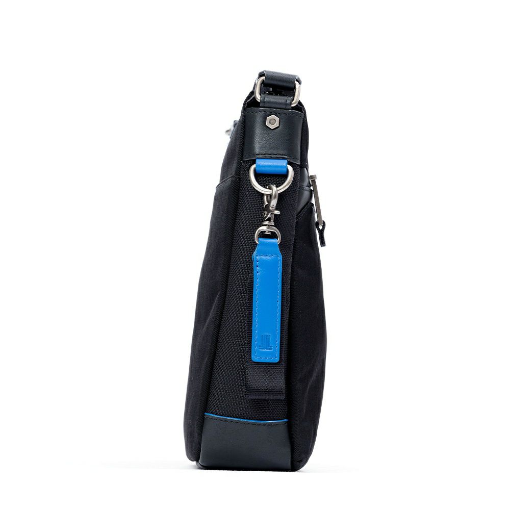 ランバンオンブルーショルダーバッグB5LANVINenBleuリール大容量大きめメンズレディースブランド大人おしゃれ人気スマートショルダーバック斜めかけバッグ斜め掛けバッグ530111