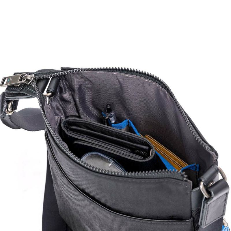 ランバンオンブルーショルダーバッグB5LANVINenBleuリール大容量大きめメンズレディースブランド大人おしゃれ人気スマートショルダーバック斜めかけバッグ斜め掛けバッグ530111