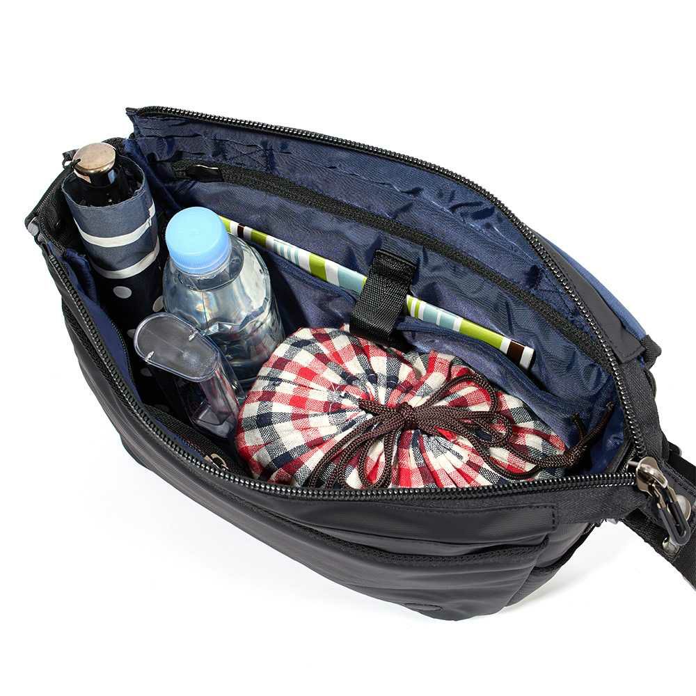 MOUSTACHEショルダーバッグムスタッシュB5メンズレディースショルダーショルダーバック斜めがけ斜め掛けおしゃれかっこいいカジュアル人気通学軽量ブランド大人小さめ30代40代50代MJT-4573