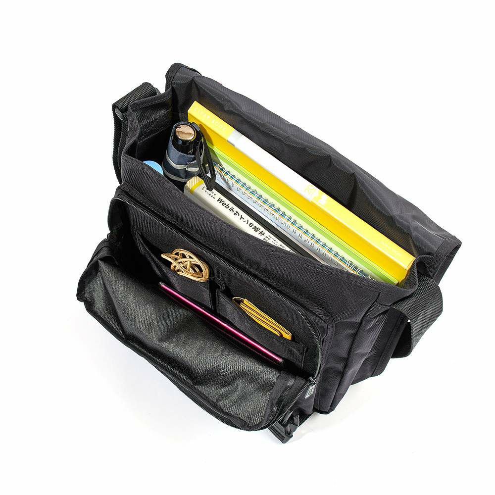 マンハッタンポーテージショルダーバッグManhattanPortageメンズレディースA4大きめメッセンジャーバッグブランド斜めがけ大人おすすめおしゃれ人気大容量EuropaSimplifyShoulderBagMP1439S