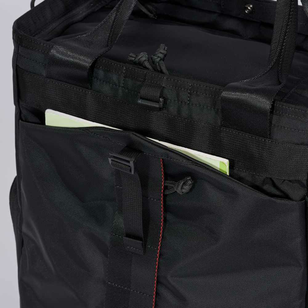 ブリーフィングBRIEFINGトートバッグボストンバッグURBANGYMWIREメンズレディース大容量大きめスポーツジム通いブランド肩掛けカバンスポーツボストンバッグ正規品BRL243T02