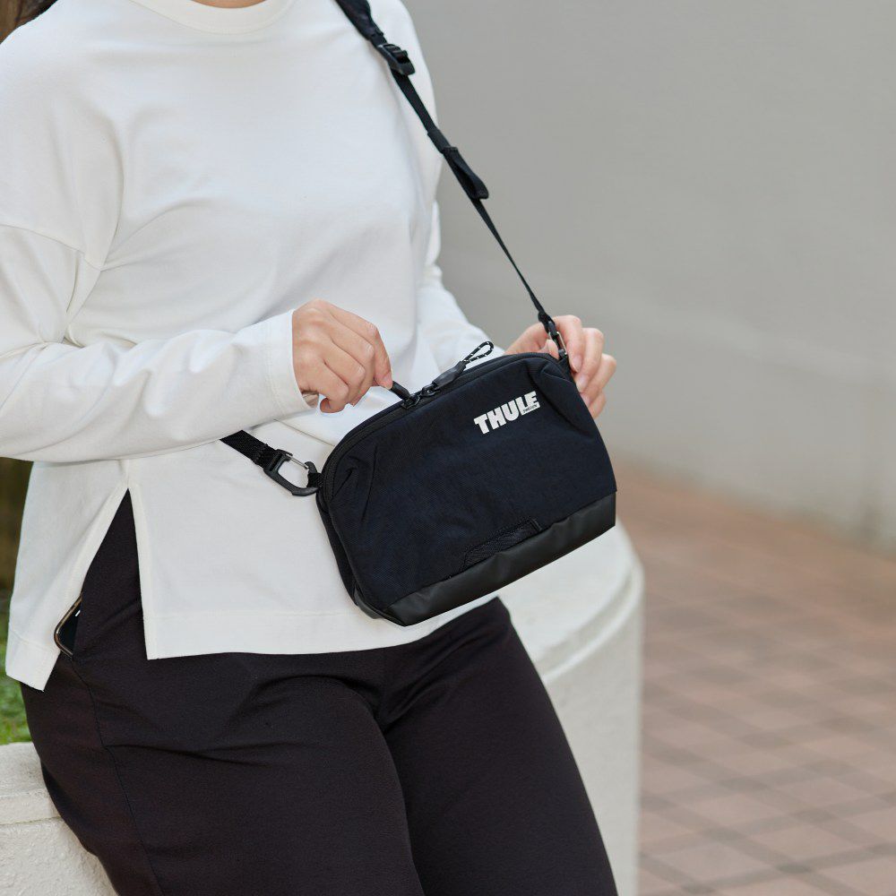 ThuleショルダーバッグスーリーParamountCrossbody2Lメンズレディースブランドショルダーバッグボディバッグメンズレディースショルダーバック斜めがけバッグ斜め掛けバッグ正規品3205005