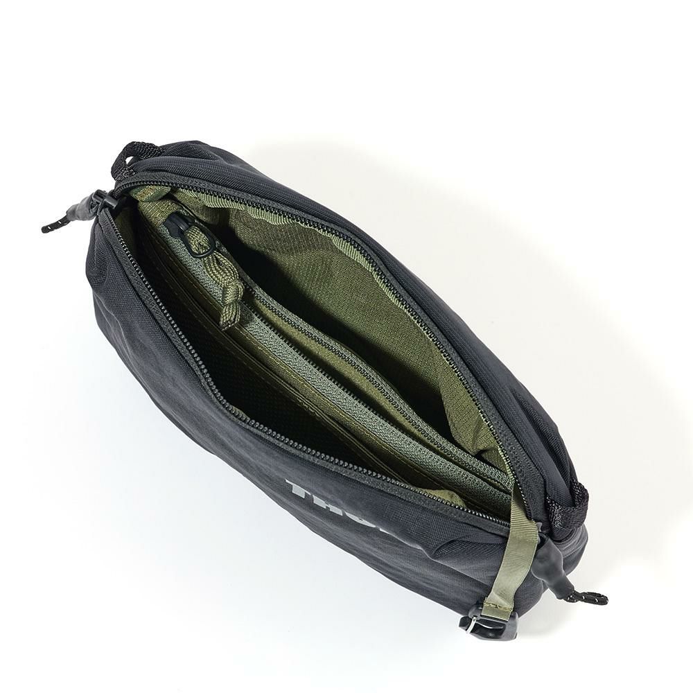 ThuleショルダーバッグスーリーParamountCrossbody2Lメンズレディースブランドショルダーバッグボディバッグメンズレディースショルダーバック斜めがけバッグ斜め掛けバッグ正規品3205005