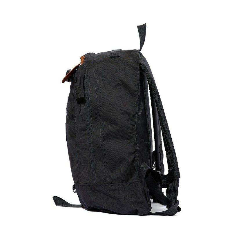 【正規取扱店】グレゴリーリュックGREGORY18LファインデイV2メンズレディース男子女子大人通学通勤クラシックデイパックバッグ小さめコンパクトおすすめ人気使いやすいブラックJP