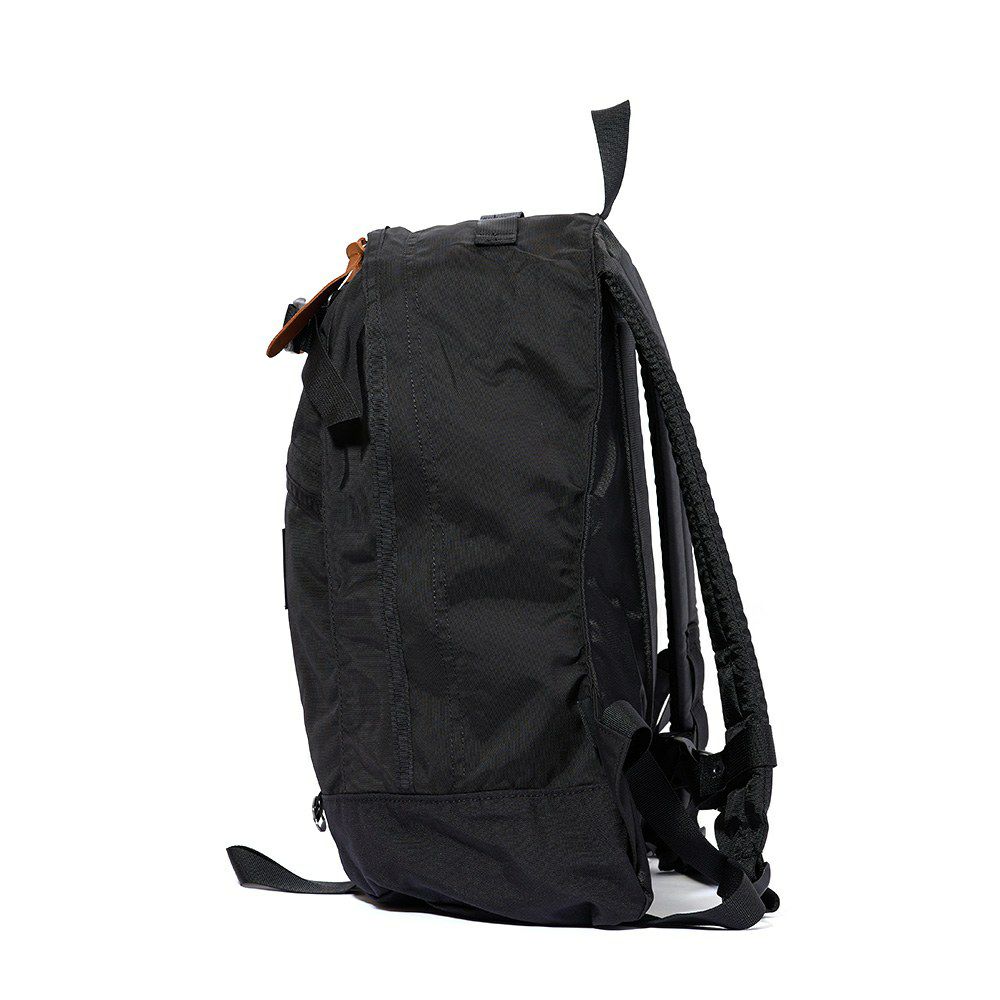 【正規取扱店】グレゴリーリュックGREGORY18LファインデイV2メンズレディース男子女子大人通学通勤クラシックデイパックバッグ小さめコンパクトおすすめ人気使いやすいブラックJP