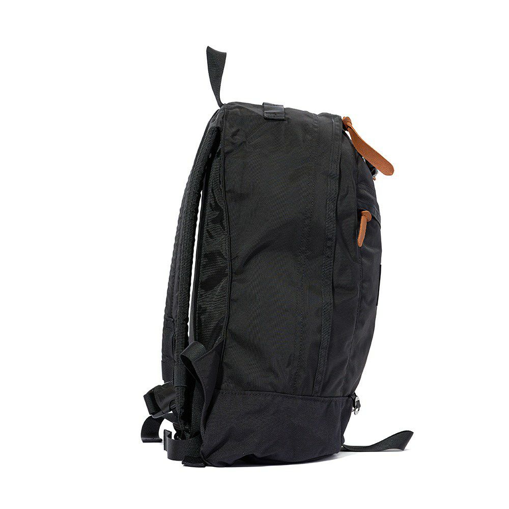 【正規取扱店】グレゴリーリュックGREGORY18LファインデイV2メンズレディース男子女子大人通学通勤クラシックデイパックバッグ小さめコンパクトおすすめ人気使いやすいブラックJP