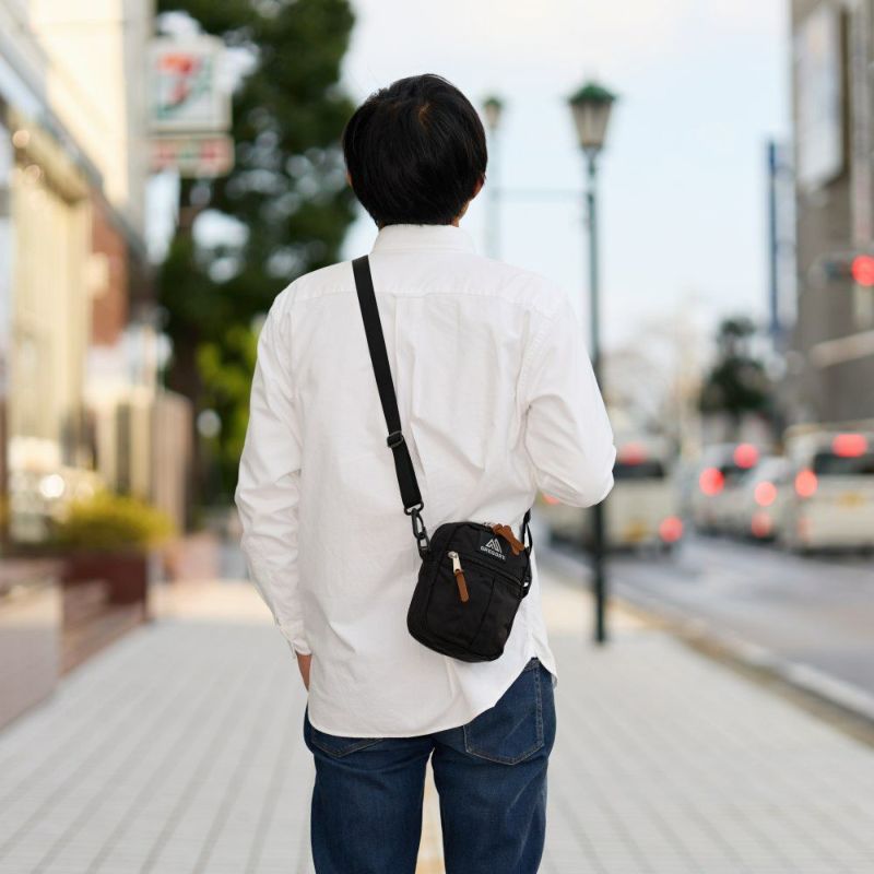 【正規取扱店】グレゴリーショルダーバッグGREGORY2LクイックポケットMメンズレディースコンパクト小さめショルダーバックショルダーブランド斜めがけ斜め掛け大人おすすめおしゃれ人気ブラック