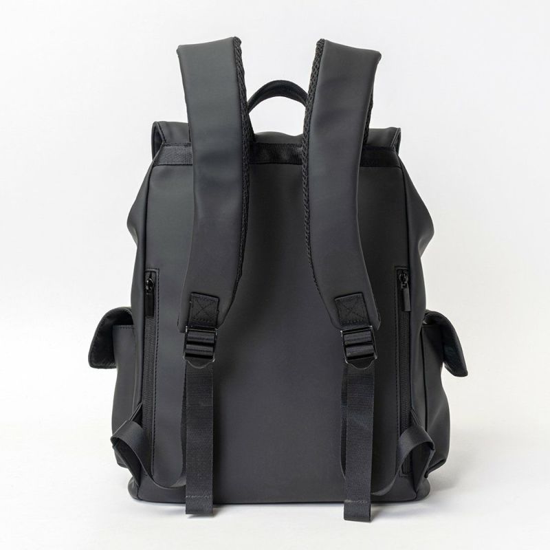 KLONリュッククローンメンズレディースMATTECOATEDRUCKSACKTRA18Lバックパックリュックサック通学通勤撥水おしゃれブラック黒ホワイト白