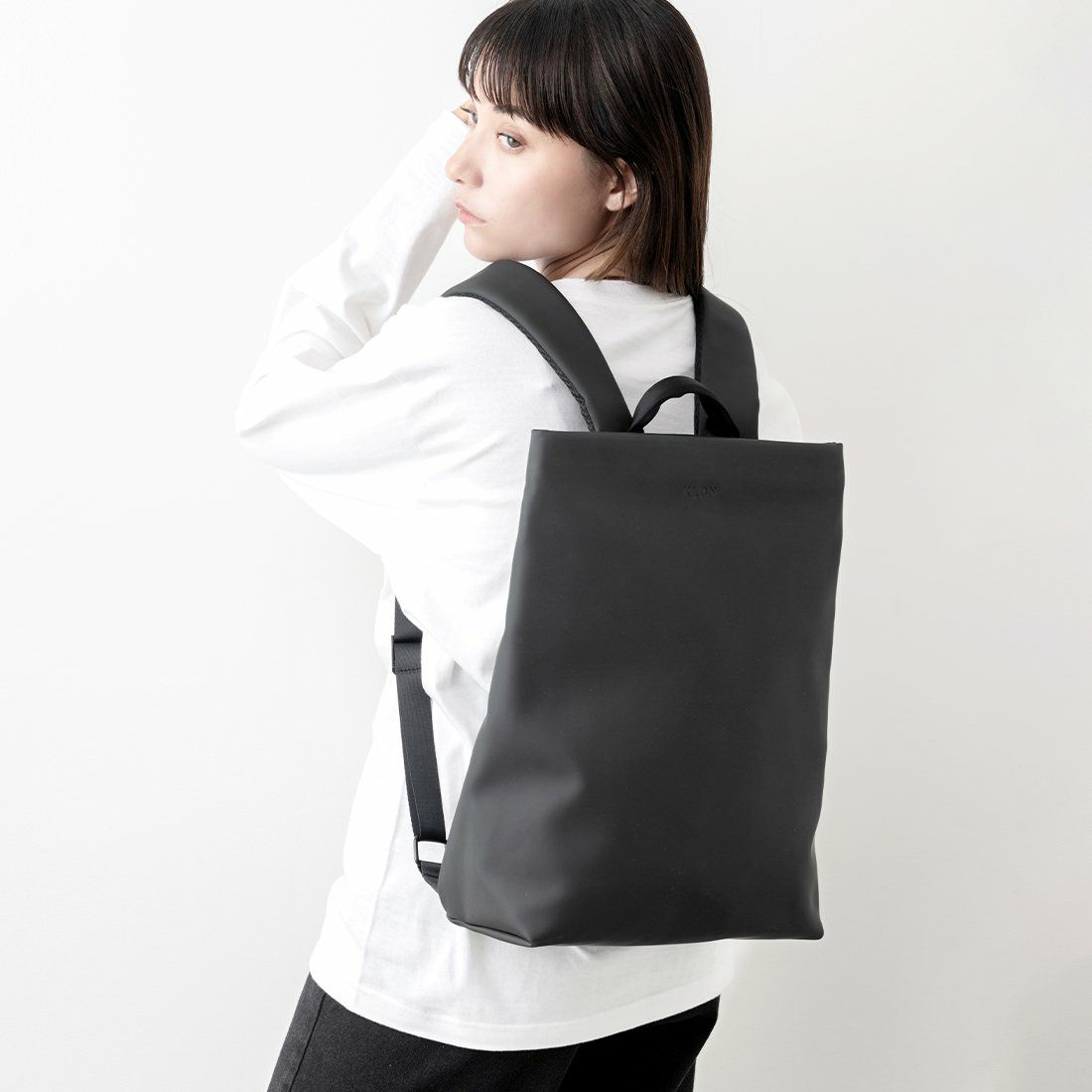 KLONリュッククローンメンズレディースMATTECOATEDRUCKSACK-SIM15Lバックパックリュックサック通学通勤撥水おしゃれブラック黒ホワイト白