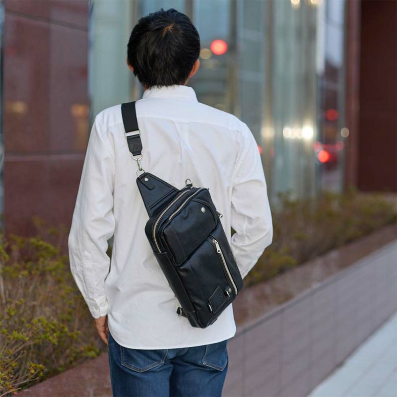 アビレックスショルダーバッグボディバッグ2WAYAVIREXバッグ合皮大きめ大容量アヴィレックスメンズショルダーバックブランド人気かっこいい30代40代50代60代AX5004