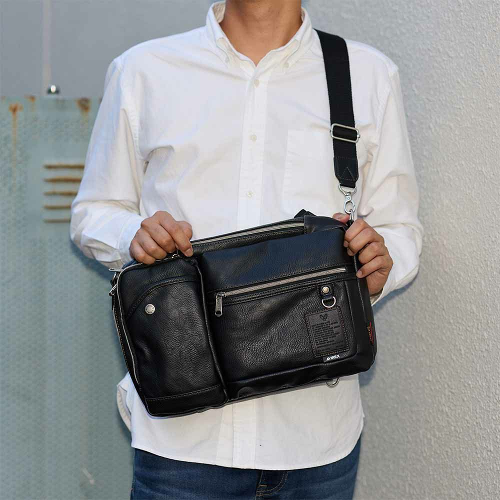 アビレックスショルダーバッグボディバッグ2WAYAVIREXバッグ合皮大きめ大容量アヴィレックスメンズショルダーバックブランド人気かっこいい30代40代50代60代AX5004