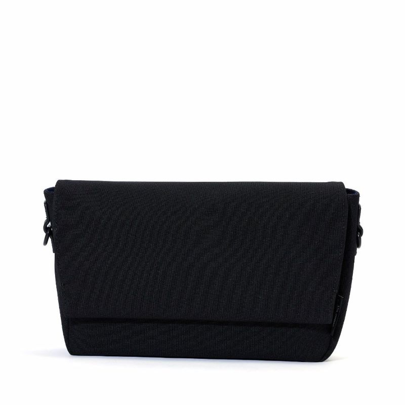 UncoeurショルダーバッグアンクールショルダーバックTOROIITORO2メンズレディースバッグおしゃれシンプルブランドおすすめ人気ブラック無地撥水TORO2K902003N