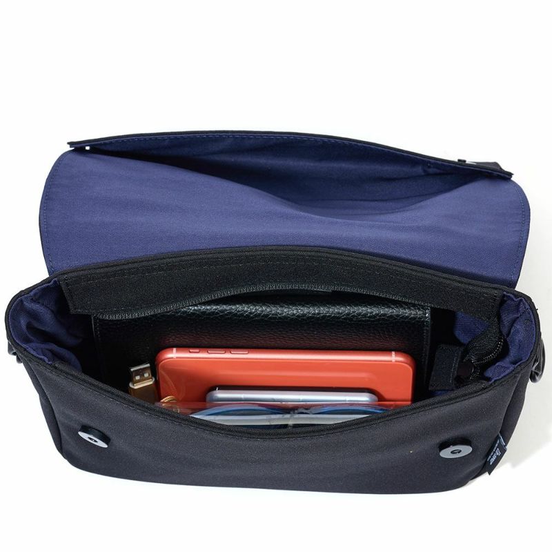 UncoeurショルダーバッグアンクールショルダーバックTOROIITORO2メンズレディースバッグおしゃれシンプルブランドおすすめ人気ブラック無地撥水TORO2K902003N