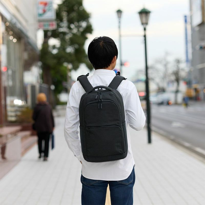 IncaseインケースリュックFacet25LBackpack正規品BlackバックパックA4メンズレディースバックパックPCリュックビジネスリュックビジネス通勤通学人気おしゃれ