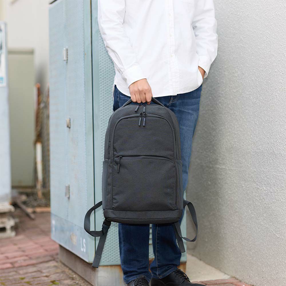 IncaseインケースリュックFacet25LBackpack正規品BlackバックパックA4メンズレディースバックパックPCリュックビジネスリュックビジネス通勤通学人気おしゃれ