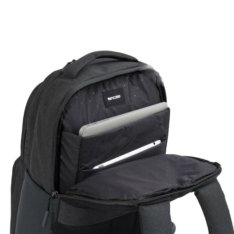 IncaseインケースリュックFacet25LBackpack正規品BlackバックパックA4メンズレディースバックパックPCリュックビジネスリュックビジネス通勤通学人気おしゃれ