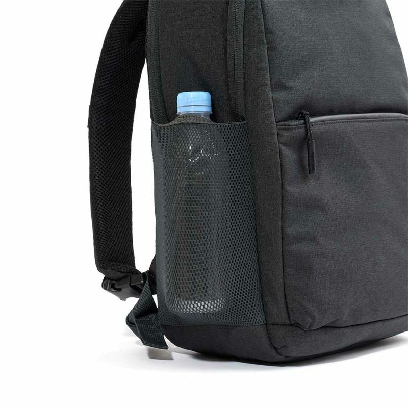 IncaseインケースリュックFacet20LBackpack正規品BlackバックパックA4メンズレディースバックパックPCリュックビジネスリュックビジネス通勤通学人気おしゃれ