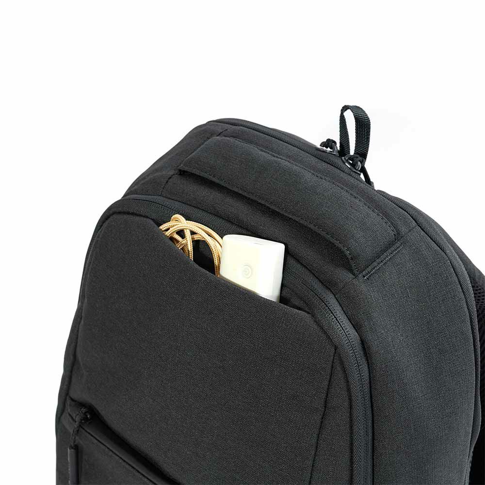 IncaseインケースリュックFacet20LBackpack正規品BlackバックパックA4メンズレディースバックパックPCリュックビジネスリュックビジネス通勤通学人気おしゃれ