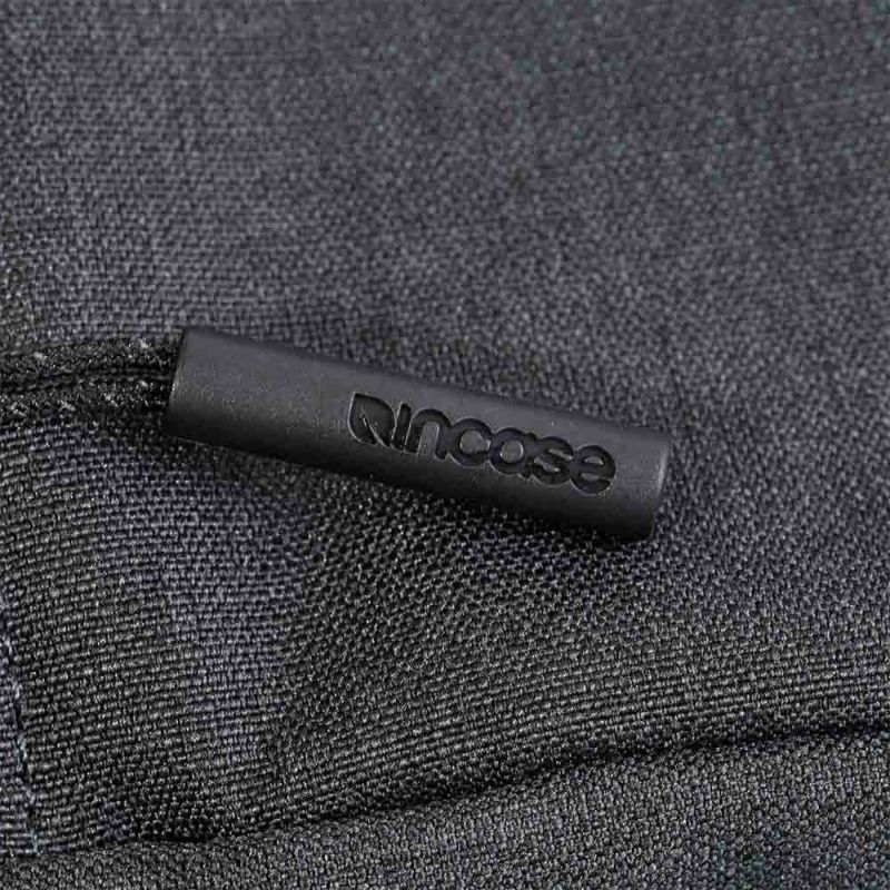 IncaseインケースリュックFacet20LBackpack正規品BlackバックパックA4メンズレディースバックパックPCリュックビジネスリュックビジネス通勤通学人気おしゃれ