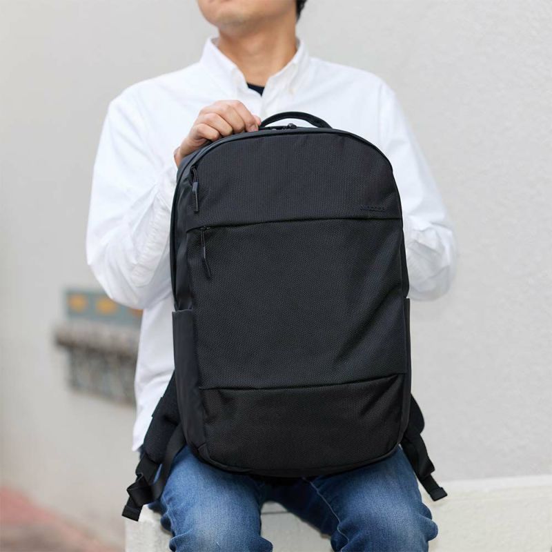 IncaseインケースリュックCityCompactBackpackwith1680D正規品BlackバックパックA4メンズレディースバックパックPCリュックビジネスリュックビジネス通勤通学人気おしゃれ