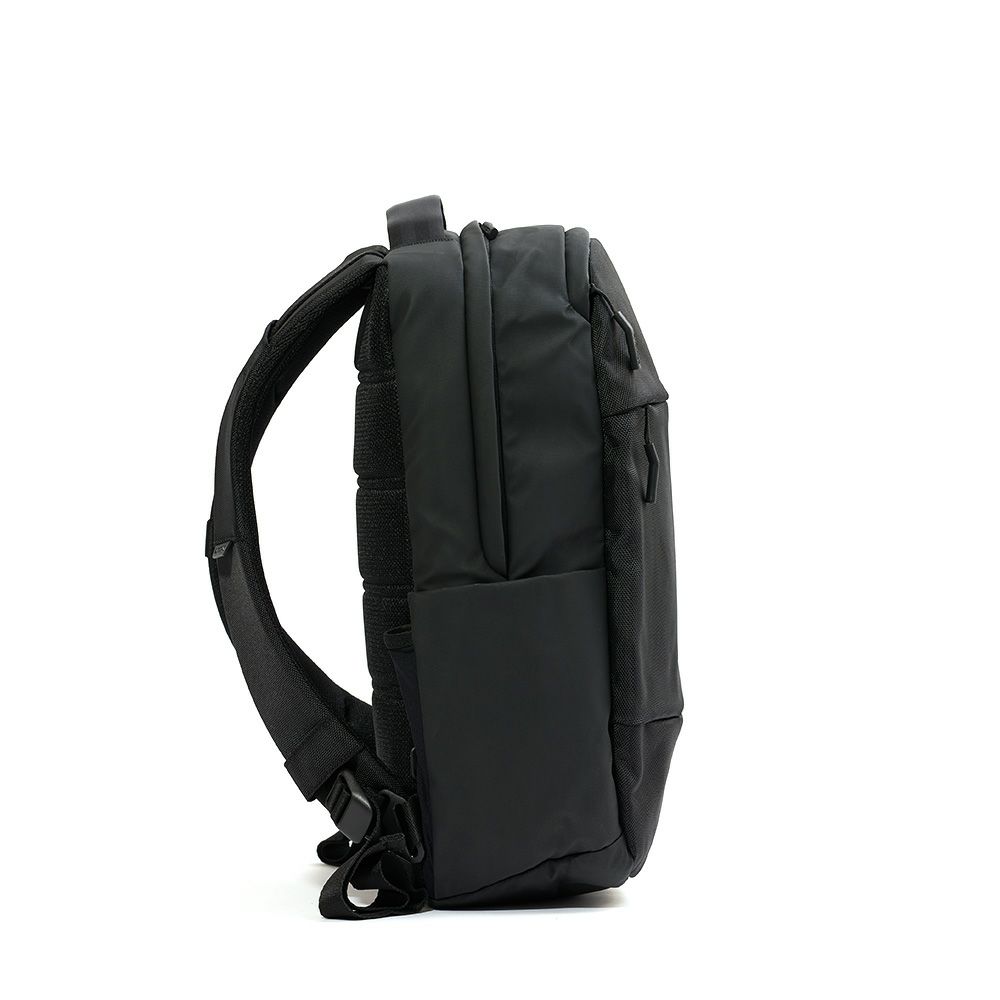 IncaseインケースリュックCityCompactBackpackwith1680D正規品BlackバックパックA4メンズレディースバックパックPCリュックビジネスリュックビジネス通勤通学人気おしゃれ