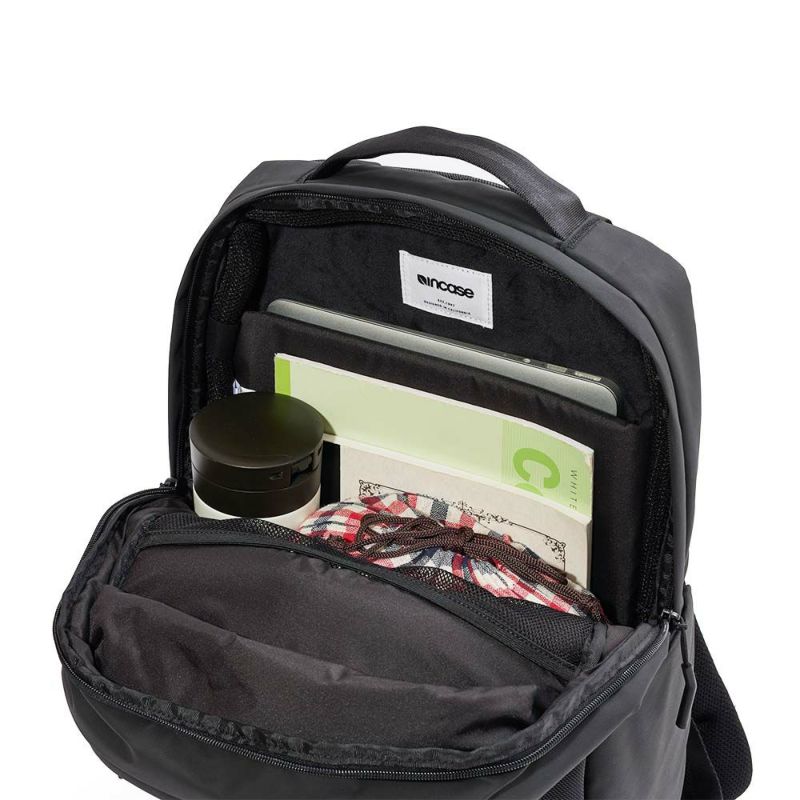 IncaseインケースリュックCityCompactBackpackwith1680D正規品BlackバックパックA4メンズレディースバックパックPCリュックビジネスリュックビジネス通勤通学人気おしゃれ