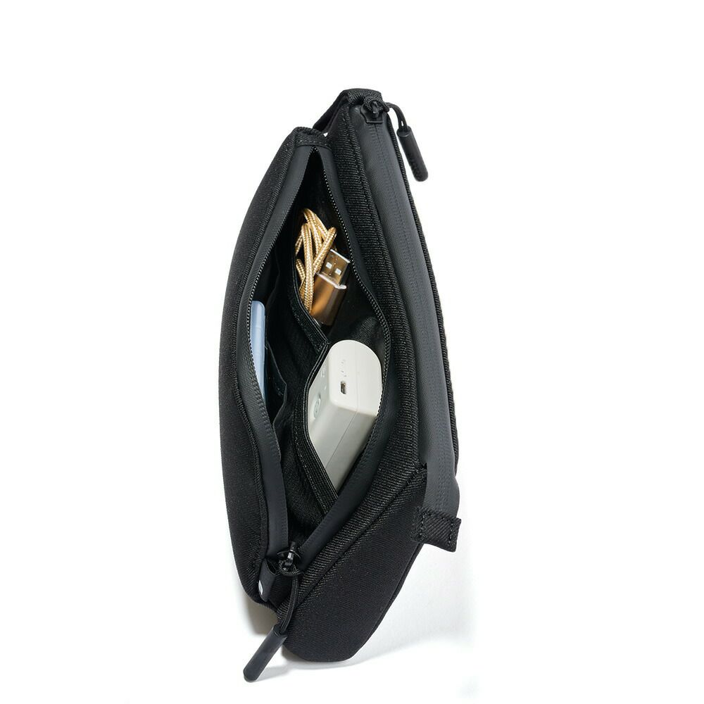 IncaseインケースポーチガジェットケースFacetAccessoryOrganizerinRecycledTwill正規品ガジェットケースモバイルバッテリーケース収納小物入れパソコン周辺機器入れ