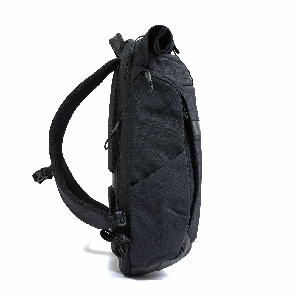 Thuleリュックスーリー24LParamountBackpackバックパック大容量バッグビジネスリュックパソコン収納メンズレディースブランド3205011