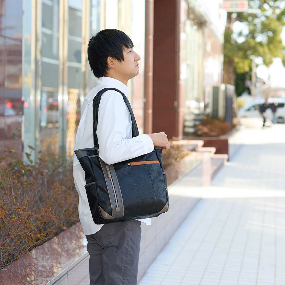 MOUSTACHEトートバッグムスタッシュ大容量メンズレディース肩掛けカバンおしゃれかっこいいカジュアル人気軽量ブランド大人30代40代50代YVQ-5954