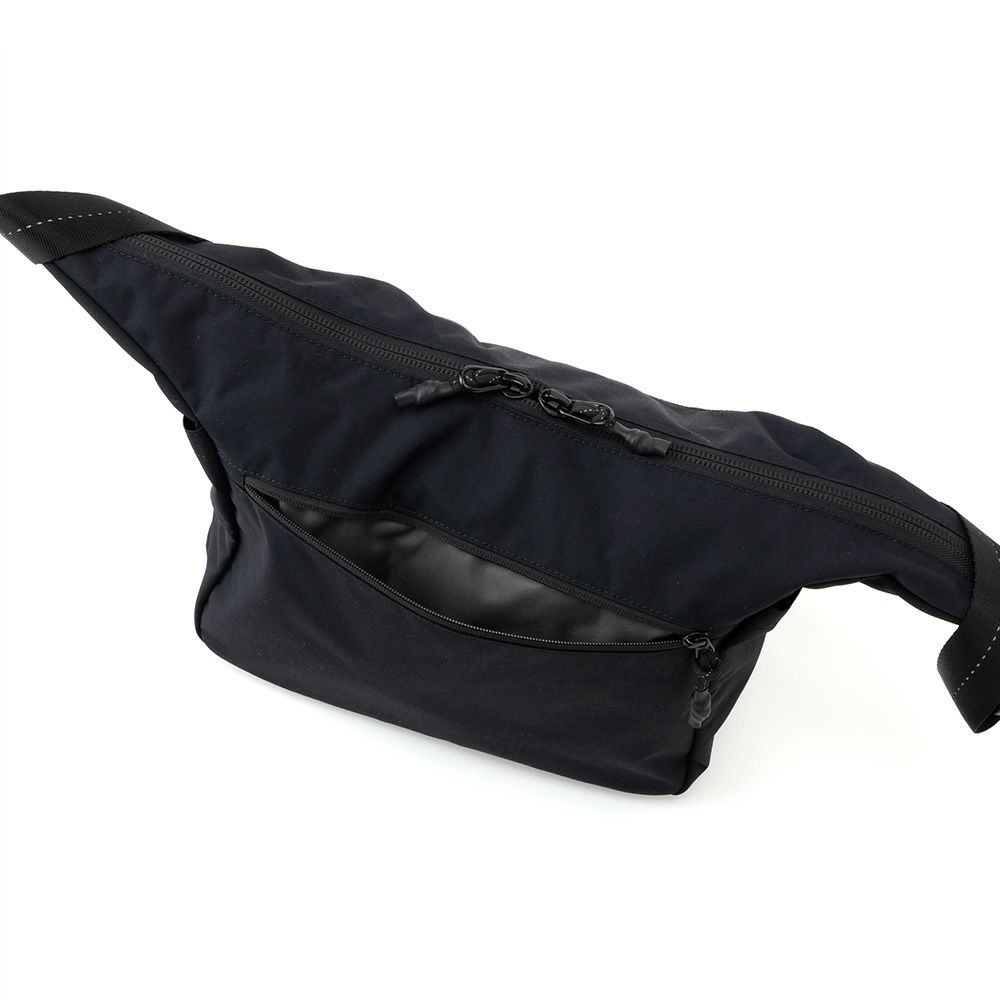 サムソナイトレッドショルダーバッグMサイズSamsoniteREDエクスサックスタンダードメンズレディースショルダーバック大容量大きめ斜めがけ斜め掛けサムソナイトレッドブランド人気かっこいい148665