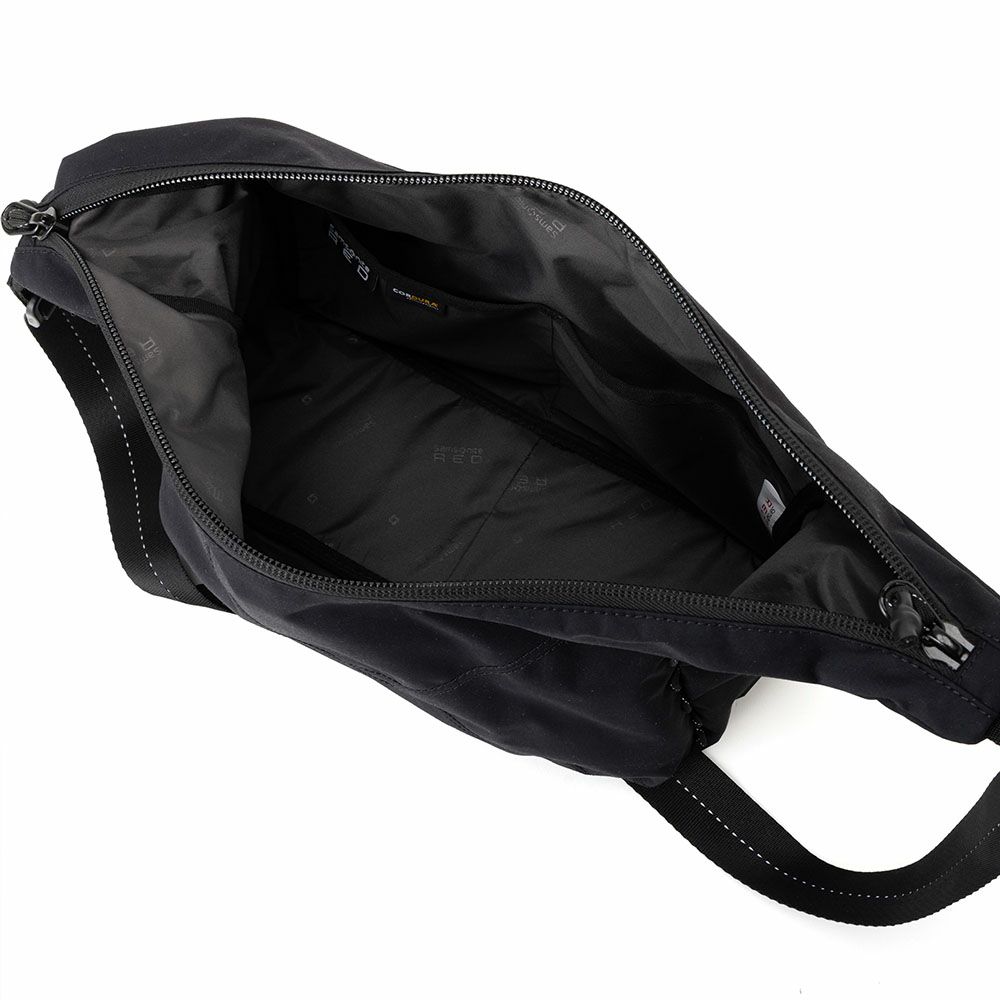 サムソナイトレッドショルダーバッグMサイズSamsoniteREDエクスサックスタンダードメンズレディースショルダーバック大容量大きめ斜めがけ斜め掛けサムソナイトレッドブランド人気かっこいい148665