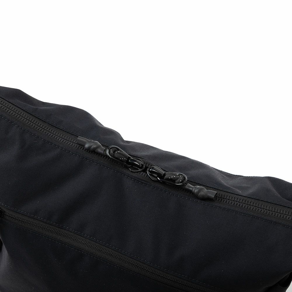 サムソナイトレッドショルダーバッグMサイズSamsoniteREDエクスサックスタンダードメンズレディースショルダーバック大容量大きめ斜めがけ斜め掛けサムソナイトレッドブランド人気かっこいい148665