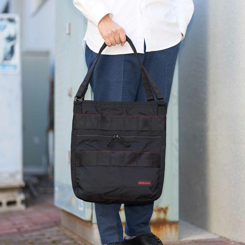 ブリーフィングBRIEFINGトートバッグR3TOTEMWGENIIメンズレディースA4ビジネストートビジネスバッグ大容量大きめ通勤通学ブランドビジネス肩掛けカバン正規品BRA233T26