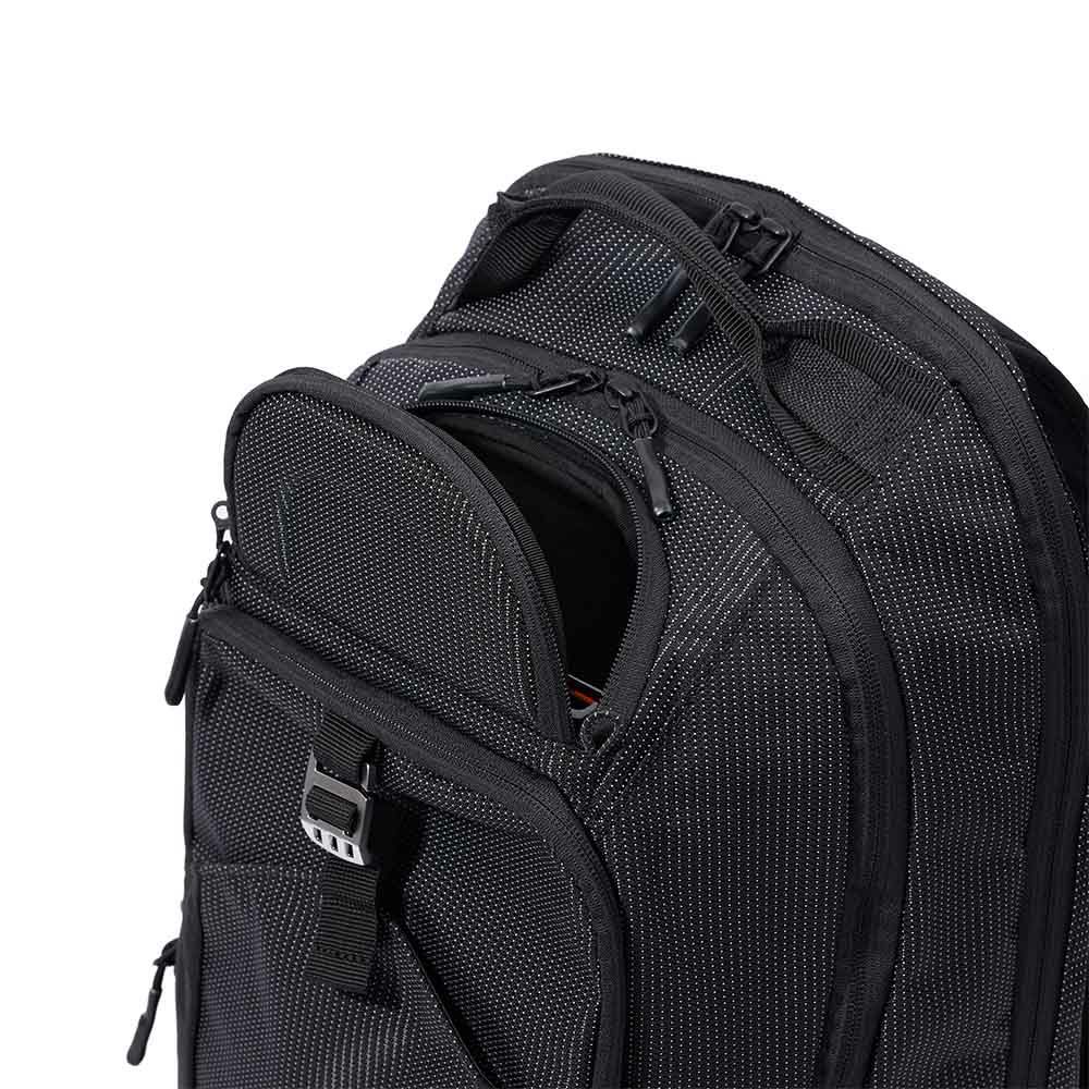 Thuleリュックスーリー32LCrossoverBackpackRevivalバックパック大容量バッグビジネスリュックパソコン収納メンズレディースブランド3205098