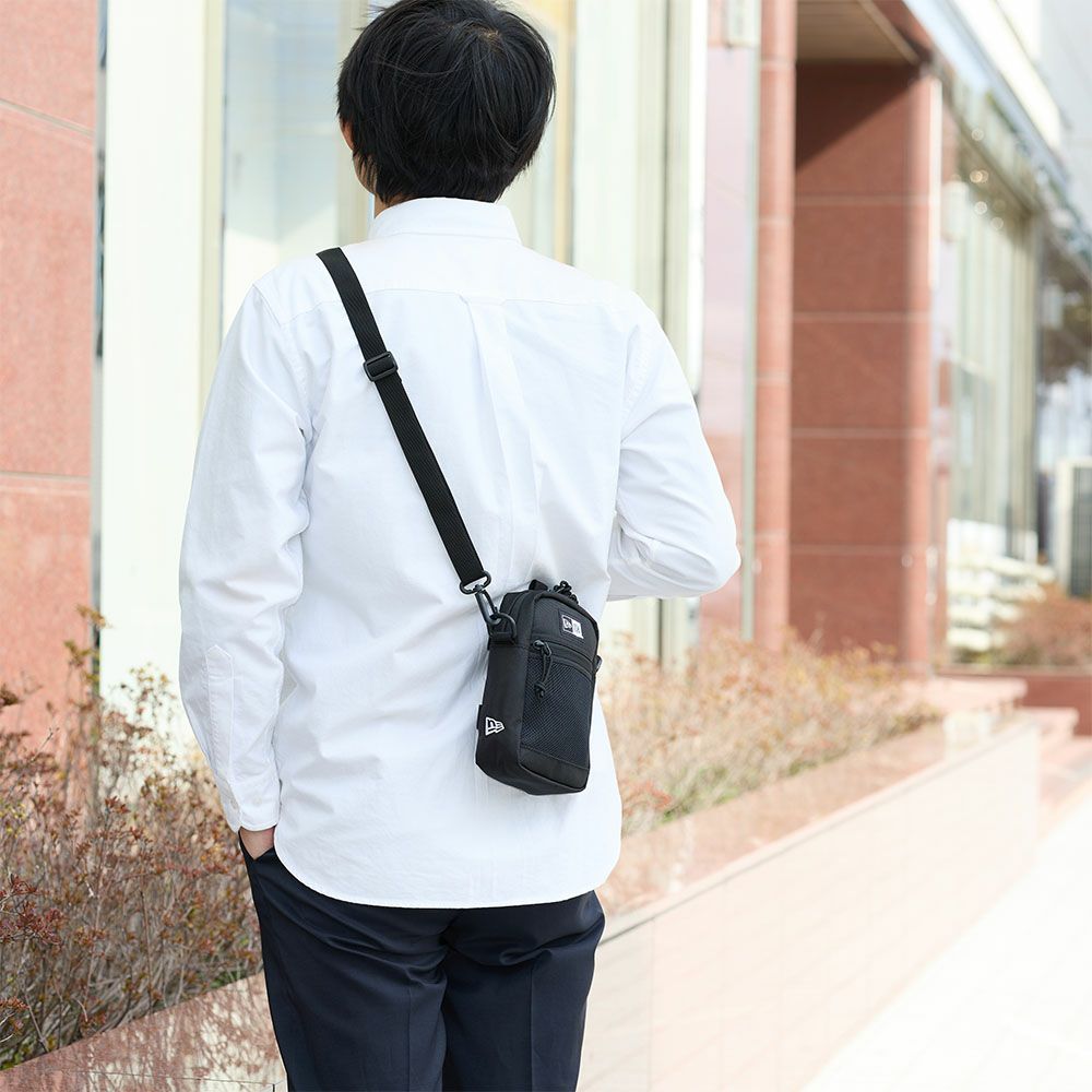 ニューエラショルダーバッグNEWERAメンズレディースショルダーポーチ1.7Lブラックショルダーバック人気小さめ小さいブランド軽量おしゃれNEWERA