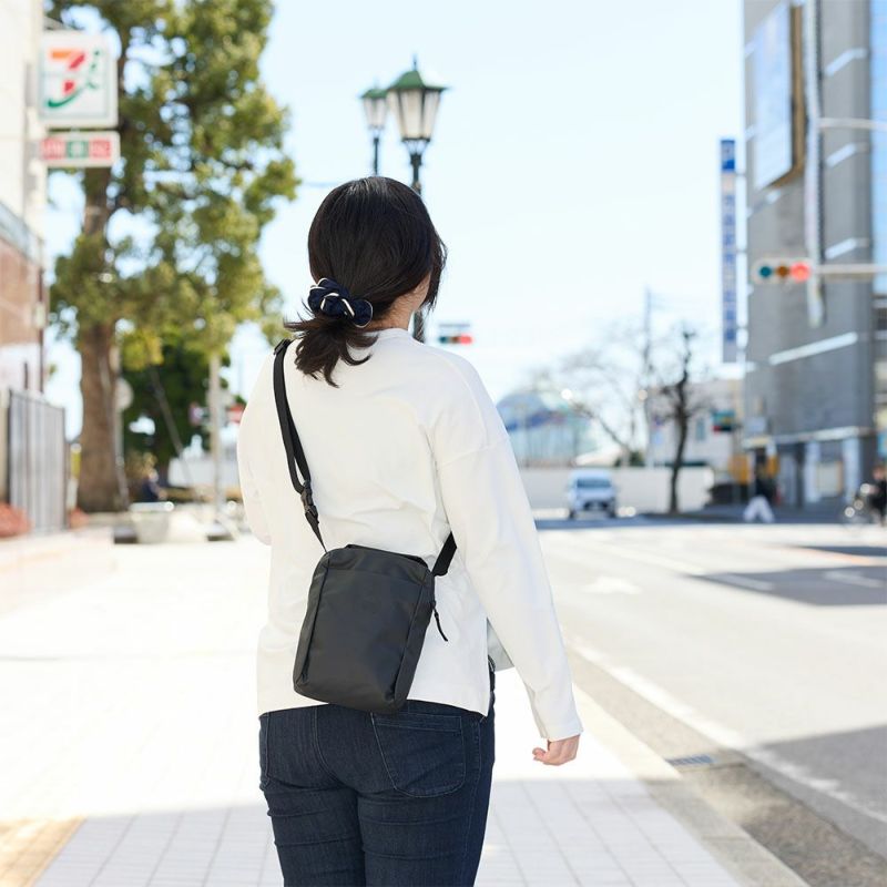 マムートショルダーバッグMAMMUTSeonPouchセオンポーチメンズレディースショルダーバック斜めがけブランド小さめコンパクト大人40代50代2810-00151