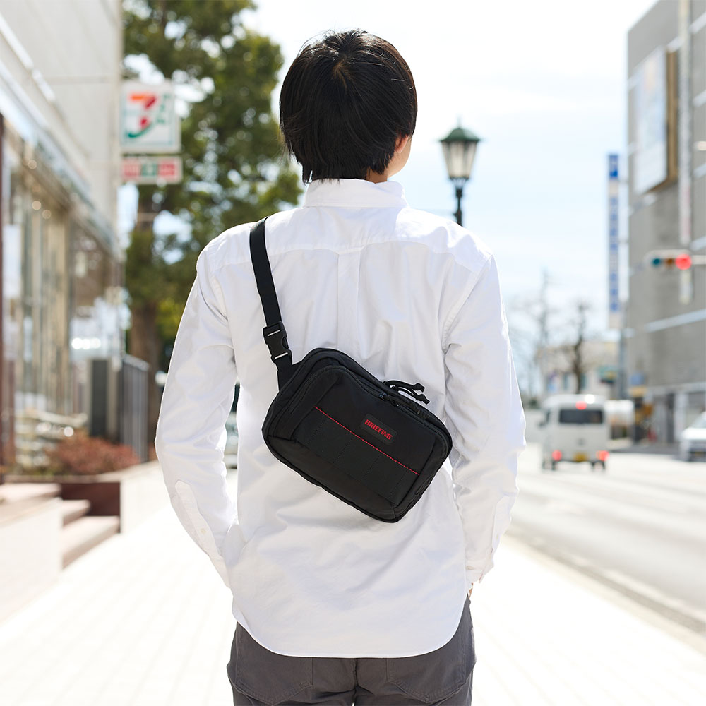 ブリーフィングショルダーバッグBRIEFINGボディバッグBSBOXSHOULDERSAGバッグショルダーバックブランドメンズ斜めがけかっこいいブランドおしゃれ正規品BRA241L40