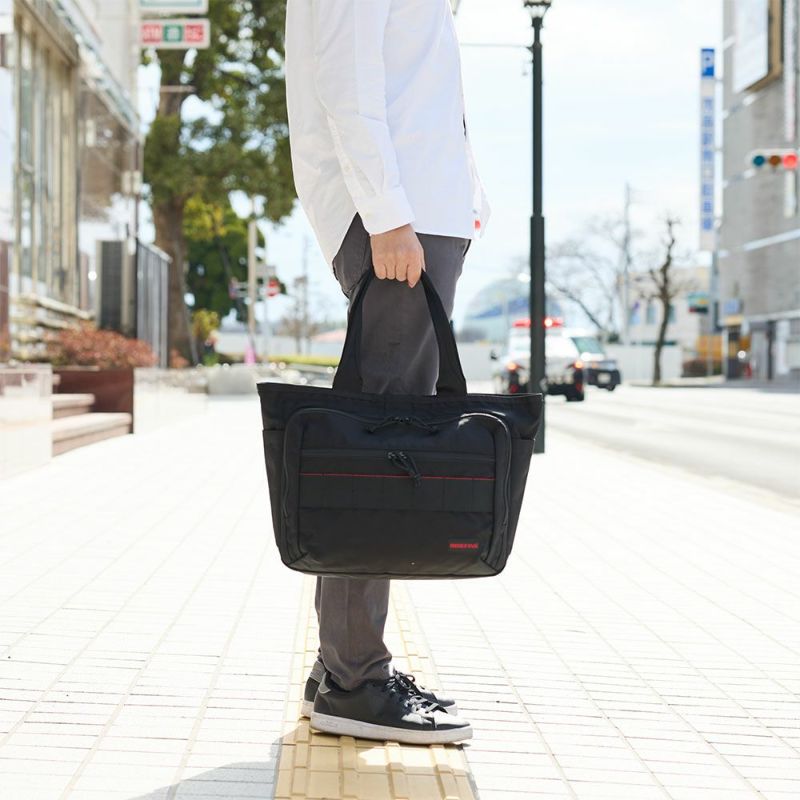 ブリーフィングBRIEFINGトートバッグBRIEFINGBSBOXTOTEAGメンズレディースA4ビジネストートビジネスバッグコンパクト大きめ大容量通勤通学ブランドビジネス肩掛けカバン正規品BRA241T39