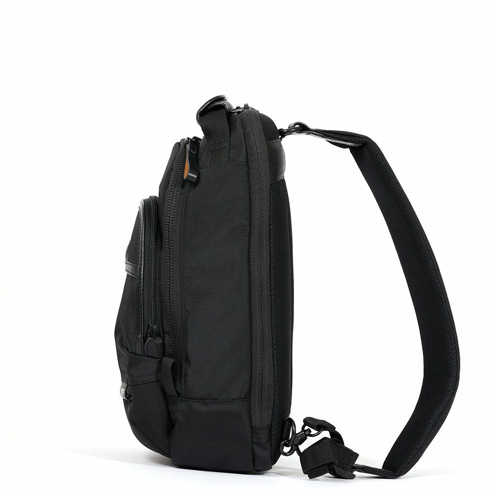 【LEDライトプレゼント】DSBKボディバッグスリングバッグKOH-3385メンズ大きめ大容量ブランドかっこいい撥水斜めがけバッグ人気おしゃれディーエスビーケーKOH3385