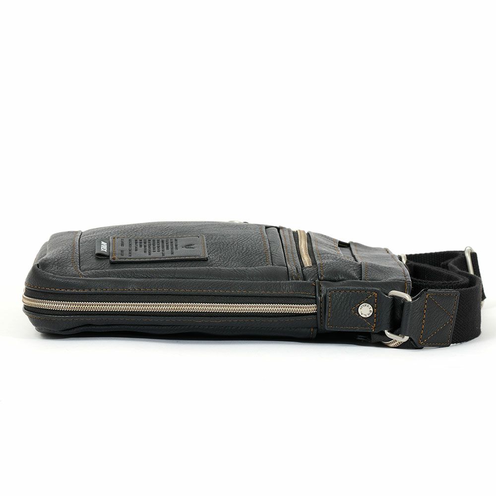 アビレックスショルダーバッグAVIREXバッグ合皮スクエアショルダーバッグアヴィレックスメンズショルダーバックブランド人気かっこいい斜めがけ斜め掛け30代40代50代60代AX5007