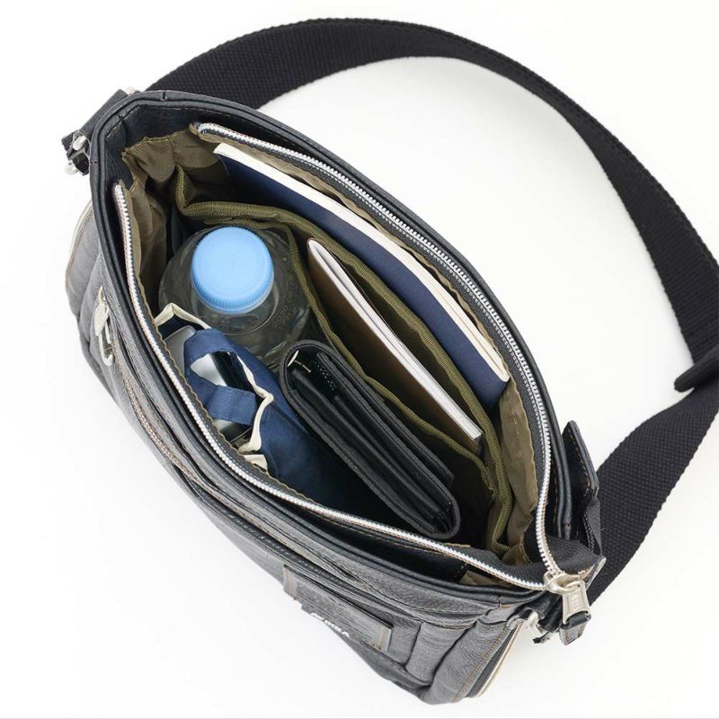 アビレックスショルダーバッグAVIREXバッグ合皮スクエアショルダーバッグアヴィレックスメンズショルダーバックブランド人気かっこいい斜めがけ斜め掛け30代40代50代60代AX5007