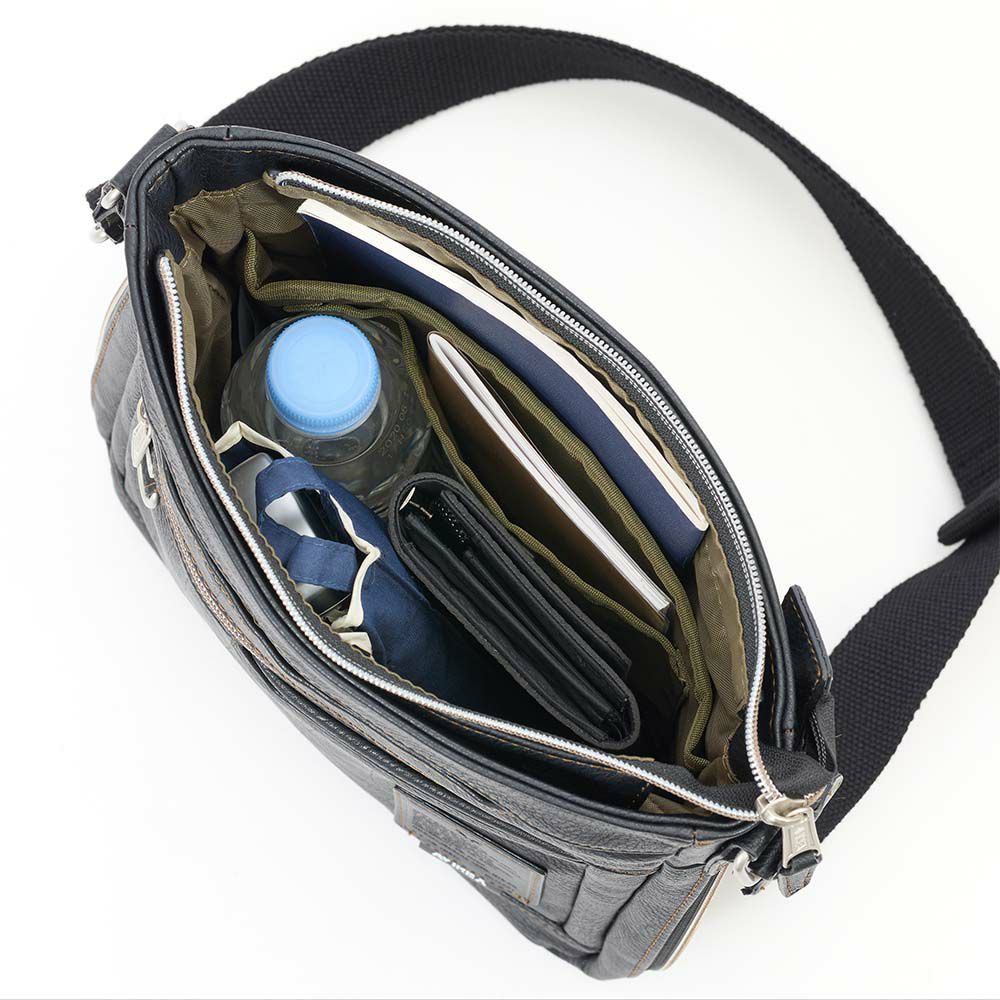 アビレックスショルダーバッグAVIREXバッグ合皮スクエアショルダーバッグアヴィレックスメンズショルダーバックブランド人気かっこいい斜めがけ斜め掛け30代40代50代60代AX5007