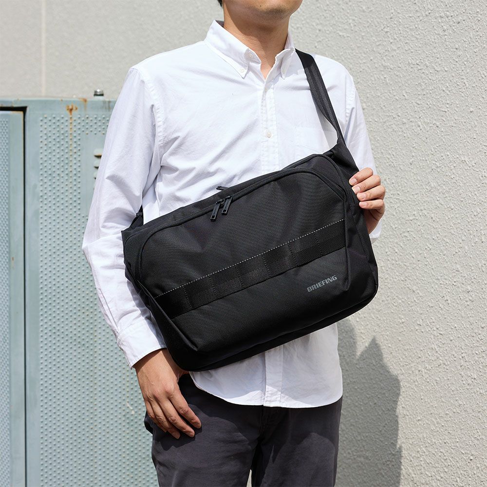 ブリーフィングBRIEFINGショルダーバッグメッセンジャーバッグMFCLAPTOPSACOCHE14大容量メンズレディースバッグパソコン収納PC収納13インチ13.3インチ14インチ撥水おしゃれブランドBRA241L59