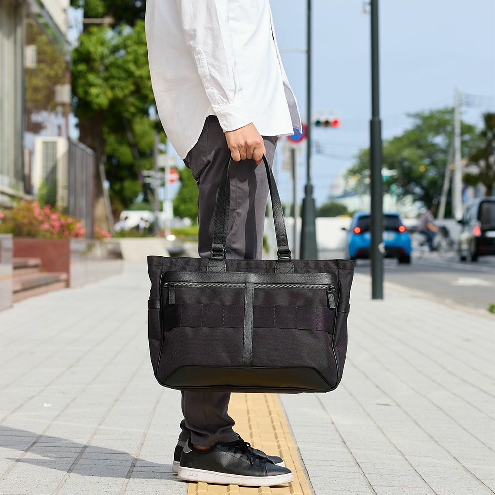 ブリーフィングトートバッグBRIEFINGFUSIONSQTOTEHDメンズレディースA4ビジネストートビジネスバッグ横型通勤通学日本製ブランドビジネス肩掛けカバン正規品BRA203T05