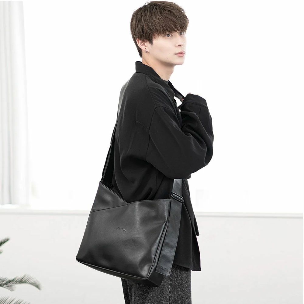 KLONショルダーバッグクローンメンズレディースBUTTERFLYSHOULDERBAGおしゃれ通学通勤ブラック黒