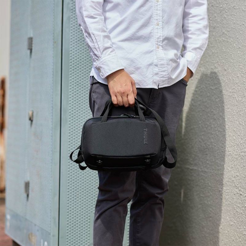 ThuleショルダーバッグスーリーSubterra2Crossbodybag5Lクロスボディバッグバッグショルダー斜めがけ斜め掛けメンズレディースブランド正規品3205035