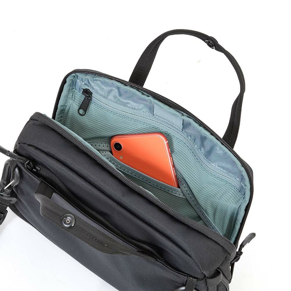 ThuleショルダーバッグスーリーSubterra2Crossbodybag5Lクロスボディバッグバッグショルダー斜めがけ斜め掛けメンズレディースブランド正規品3205035