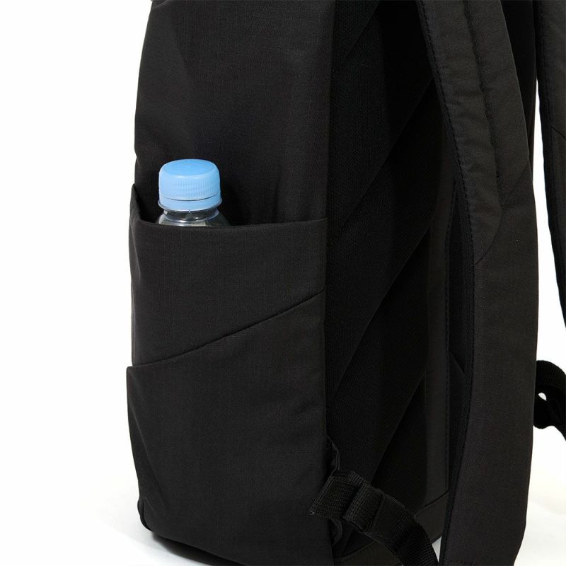 ThuleリュックスーリーLithosBackpack16Lバックパックバッグ通学大学生通学リュックビジネスリュックパソコン収納メンズレディースブランド3204832